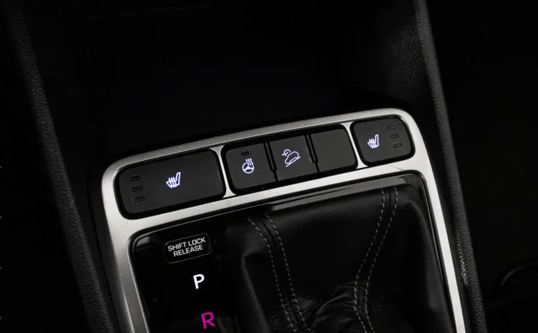 Hyundai Creta I 1.6 AT (123 л.с.)