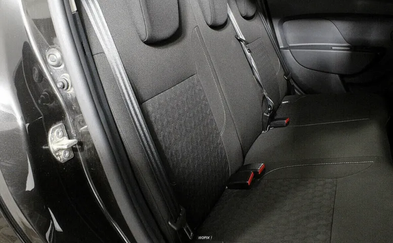 Renault Logan II 1.6 MT (102 л.с.)