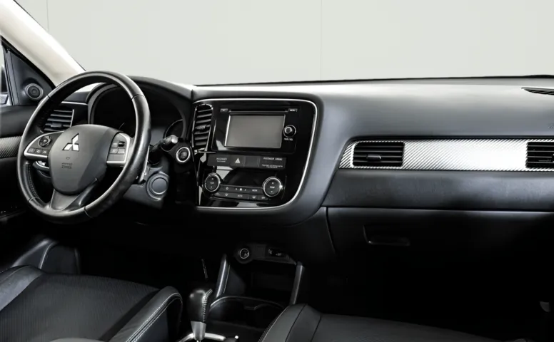 Mitsubishi Outlander III Рестайлинг 2.0 CVT (146 л.с.) 4WD