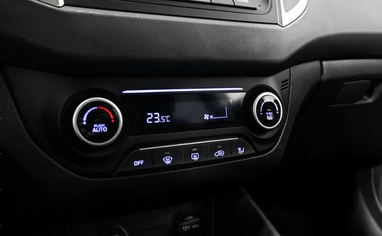 Hyundai Creta I 1.6 AT (123 л.с.)